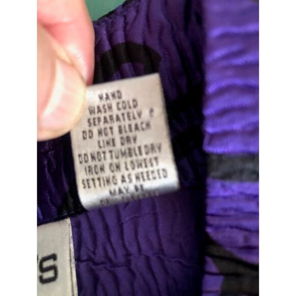 Chico's sz 3 (XL) Women's Purple Black Crinkle Long Sleeved Button Top - Picture 4 of 6